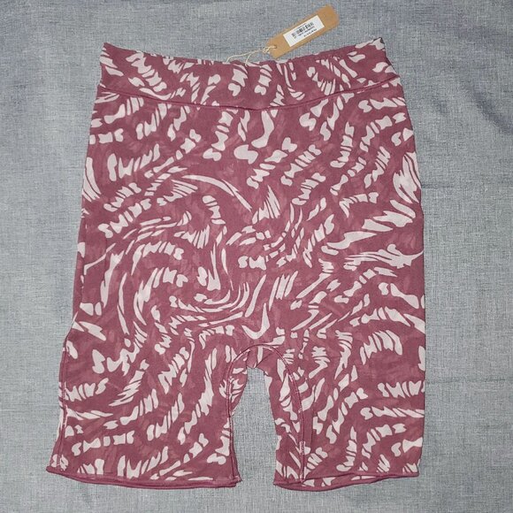 NWT SKIMS 2X Summer Mesh Mid Thigh Short RASPBERRY SWIRL - Picture 1 of 3